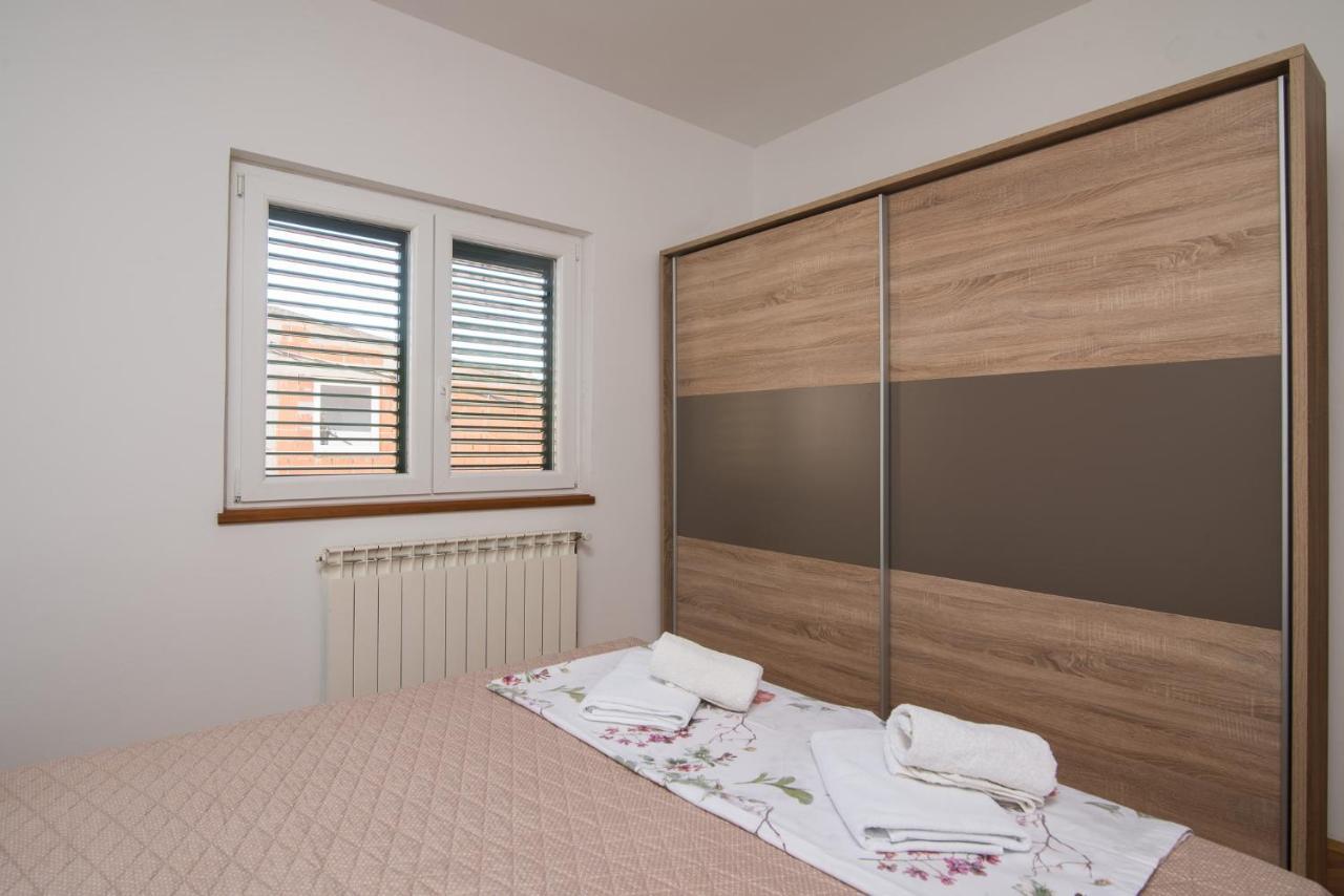 Apartman Josipa Trogir Kültér fotó